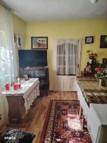 De Vanzare Casa zona Chercea