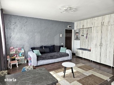 Apartament 2 camere, 42 mp, 2 balcoane, zona Stejarului