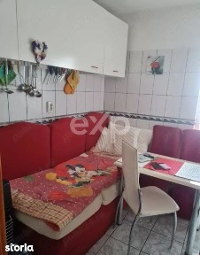 De vanzare apartament 3 camere, et 3/4, zona Inel1, Constanta