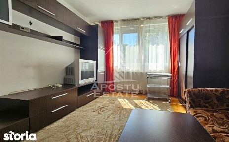 Apartament 2 camere decomandatin zona podgoria