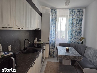 Închiriez apartament 3 camere Cartier Orizont
