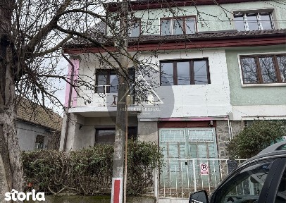 Casa duplex de vanzare, Medias