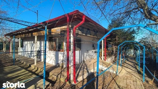 Casă + teren 3.495 mp- Bariera Traian - Pentru dezvoltare rezidențială