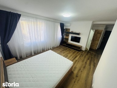 Garsoniera regim hotelier ultracentral Ploiesti Piata Victoriei modern