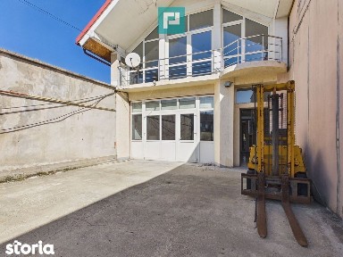 Spațiu comercial pe 2 nivele în Caransebeș