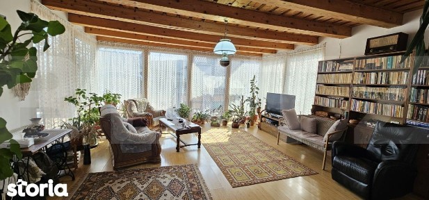 Casa sub padure, langa Sfantu Gheorghe