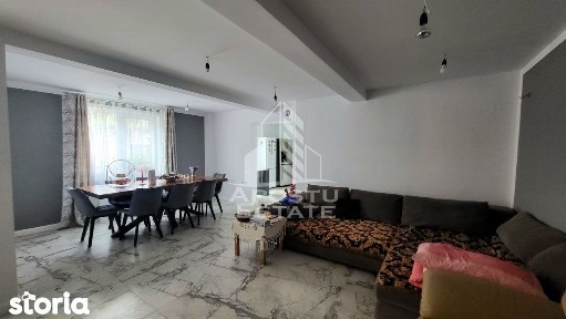 Casa individuala cu teren generos de 898 mp,Sag zona Centrala