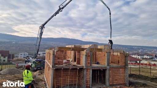 Comision 0% Casa moderna semifinisata la intrarea in Chinteni
