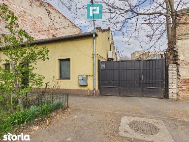 Apartament la curte comună pe strada Mărășești