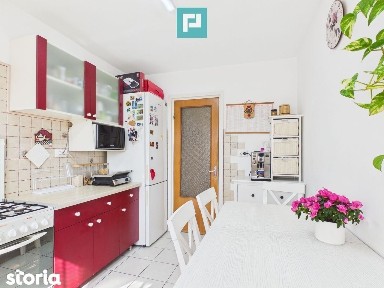 Apartament 5 camere la cheie în Vlaicu