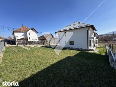 Casa LA CHEIE 4 camere si teren 386 mp de vanzare in Cisnadie Sibiu