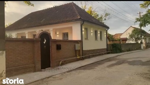 Casă foarte frumoasa la 7 min de Deva