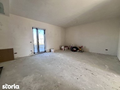 Duplex spatios, 5 camere, 102 mp utili, teren 285 mp - Ghiroda