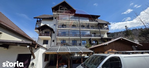 PRET REDUS: Apartament cu 3 Camere teren 475mp 800m Centru Busteni