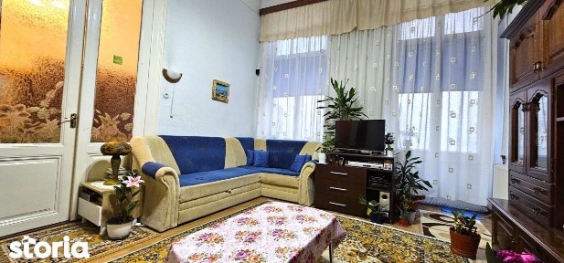 Apt 2 camere, 2 boxe mari, in Centru Vechi