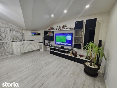 Apartament 3 camere decomandate, 141 mp utili, Rovine, zona Bacriz