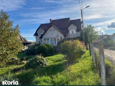 Casa spatioasa + teren intravilan-Sigmir-275 mp utili-teren 3300mp