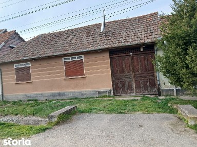 Casa individuala Sat Curtea 200mp utili 1500mp teren Comision 0