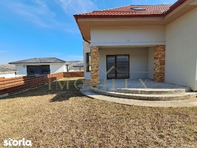 Casa individuala 294 mp,teren 570 mp in Chinteni