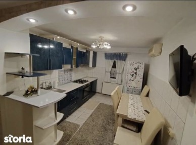 Vand apartament cu 3 camere Resita, zona Lunca