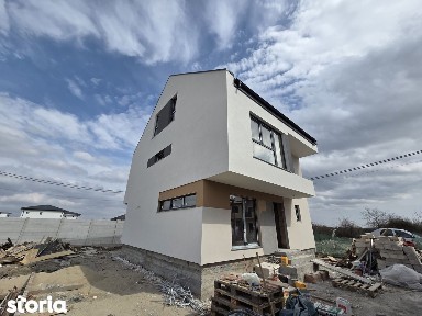 Casa individuala Celofibrei, 5 camere, pod mansardabil, inc pardoseala