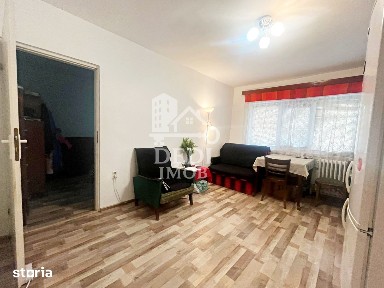 Apartament cu 2 camere de vanzare zona Rogerius, Oradea