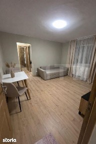 Apartament renovat de vanzare, 40 mp - zona Micro 15