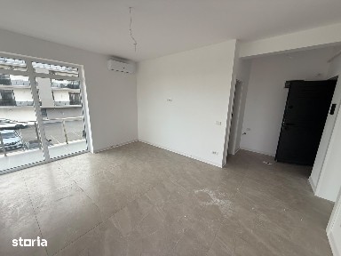 Apartament modern, prima închiriere, complet nou balcon generos