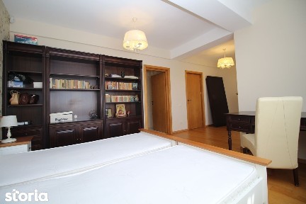 Cernica - zona rezidențială, vilă individuală an 2013