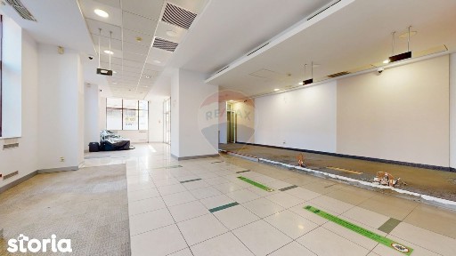 Spațiu comercial de închiriat în Brașov, ultracentral, zona Star