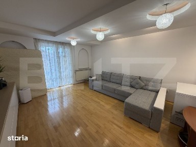 Apartament 3 camere, 105 mp, parcare, zona Centru