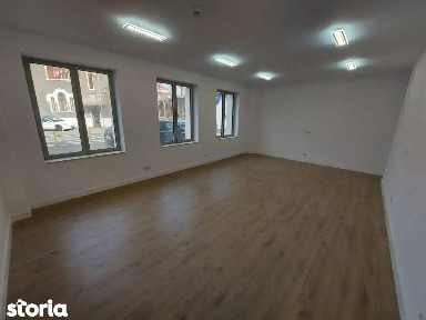Spatiu comercial 4 camere central /Armeneasca-Universitate /Comision 0