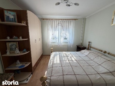Apartament 4 camere. etj 2, Radauti