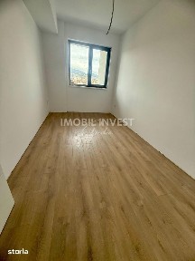 Apartament de vanzare cu 3 camere, bloc nou, parter, parcare inclusa