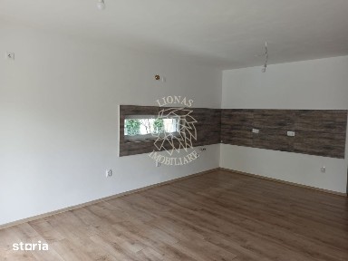Apartament Nou 4 camere 82 mp-balcon-parcare-Zona Libertatii