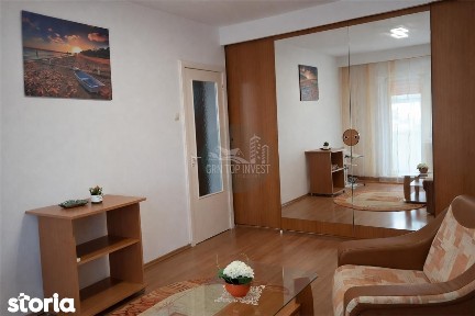 Apartament 4 camere 2 bai 3 balcoane zona Centrala