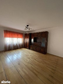 Apartament 4 camere etaj 1 Cetate