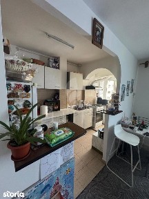 Apartament 3 camere în zona COMPLEX BIG