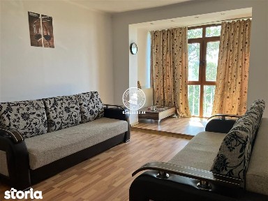 Apartament 3 camere de vanzare Podu Ros