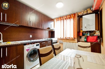 Vanzare apartament 3 camere in Galati, Micro 19, sup.65 mp, mobilat