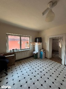 Corp Casa S+P+M, 160mp utili, doua apartamente, zona centrala, Brasov