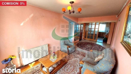 Apartament 4 camere, Republicii, etaj 3, zona Canal 7, comision zero