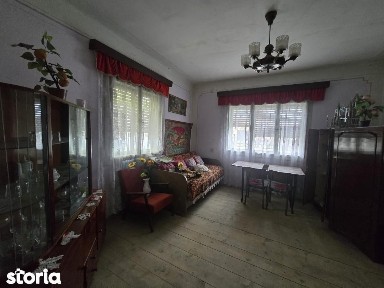 De vanzare Casa situata la 20 Km de Alba Iulia
