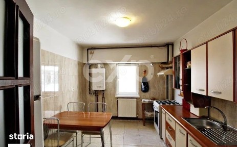 De vanzare, apartament 3 camere decomandate, etaj 3/6, zona Tomis 2, C