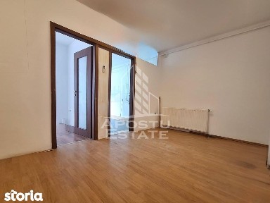 Spatiu de birou, 50 mp utili, zona Uta