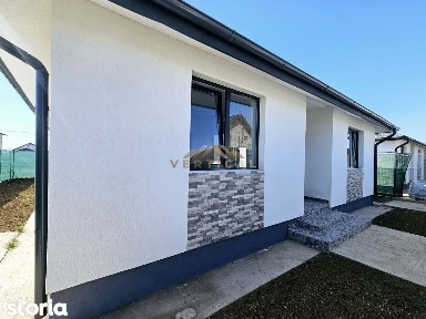 Casa parter cu 4 camere - comuna Berceni