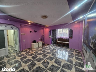 Apartament 3 camere foarte spatios, cu centrala proprie, in zona Paci