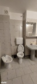 Inchiriez apartament cu 3 camere COMISION 0