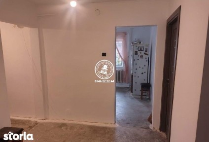 Apartament 3 camere, decomandat, 65 mp - Centru
