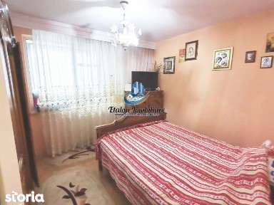 Apartament 3 camere, parter inalt, bloc 1984, zona Muzeu Piatra Neamt